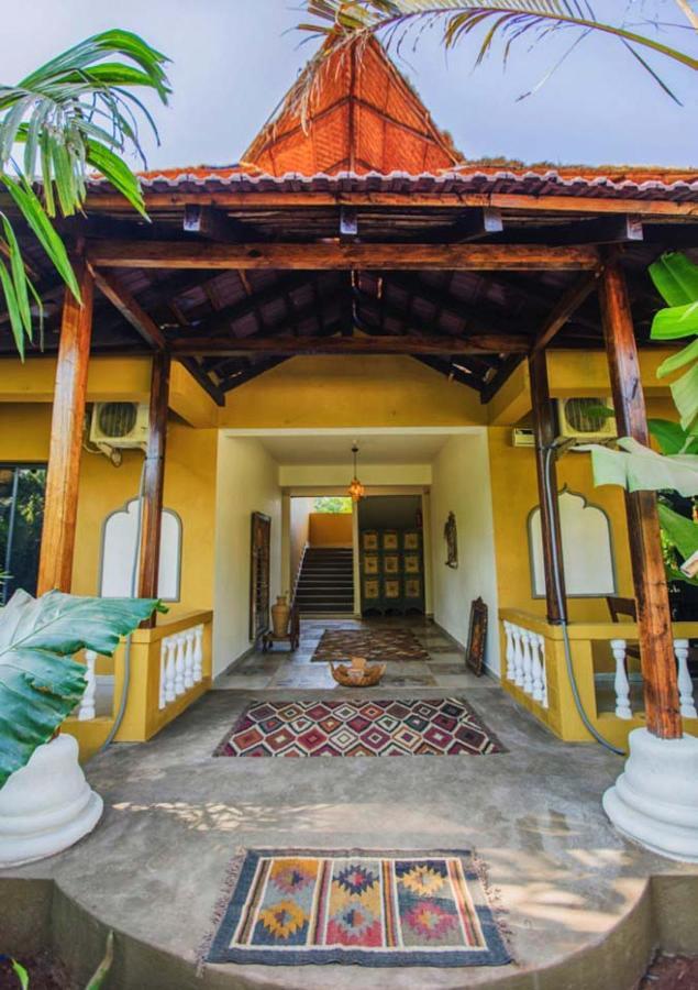 Devarya Wellness Beach Resort Morjim Exterior foto