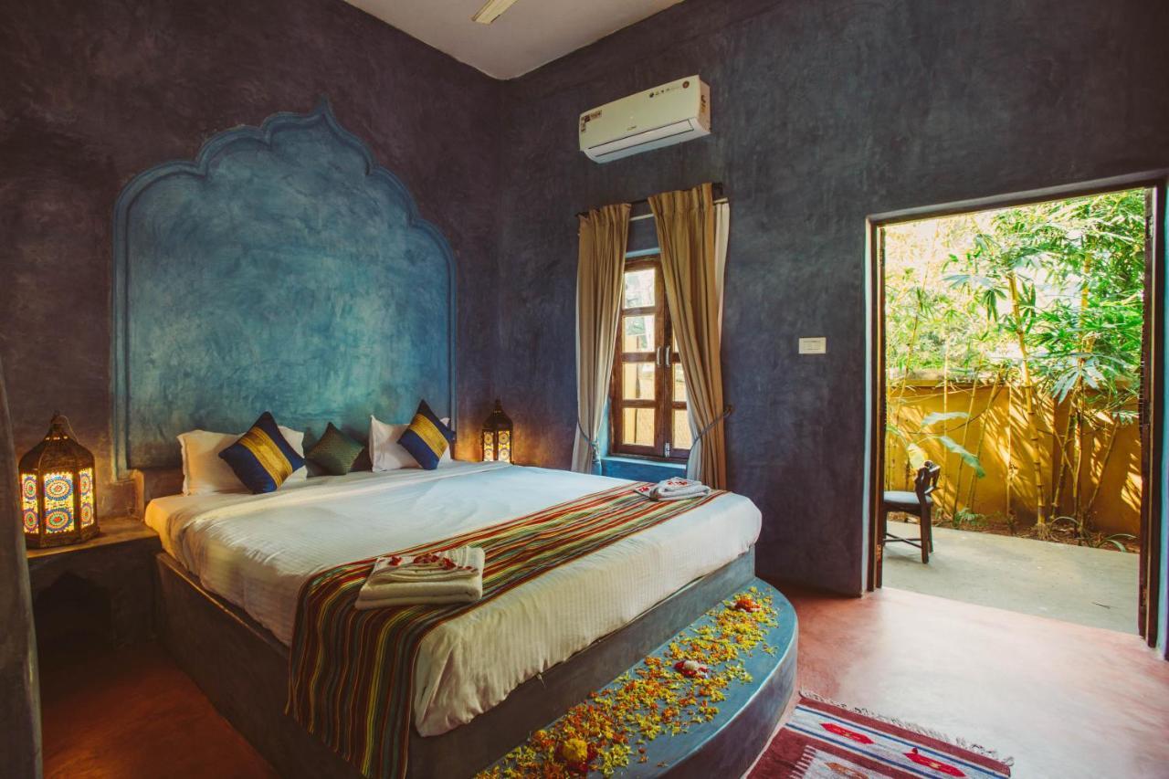 Devarya Wellness Beach Resort Morjim Exterior foto