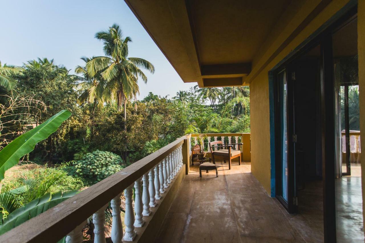 Devarya Wellness Beach Resort Morjim Exterior foto
