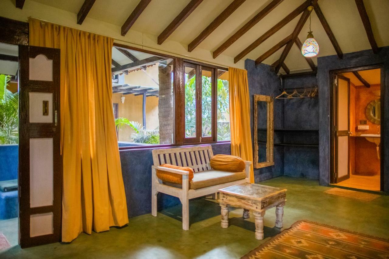 Devarya Wellness Beach Resort Morjim Exterior foto